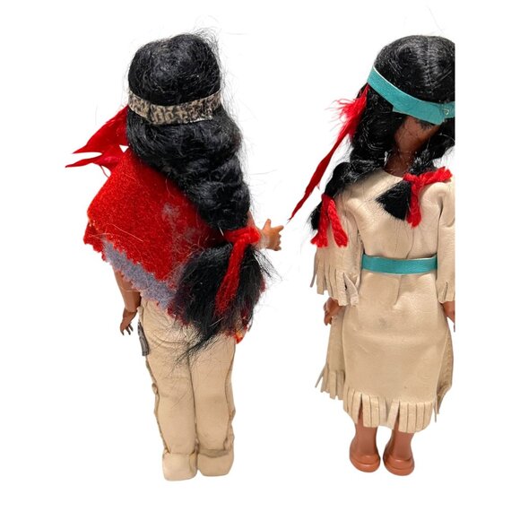 Vintage Native American Dolls In Traditional Attire Set Of 2 - Picture 2 of 4